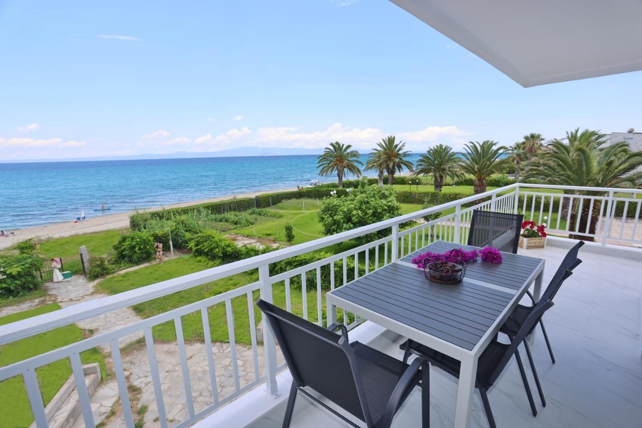 Beach Front Casa Elena Hanioti Exteriör bild