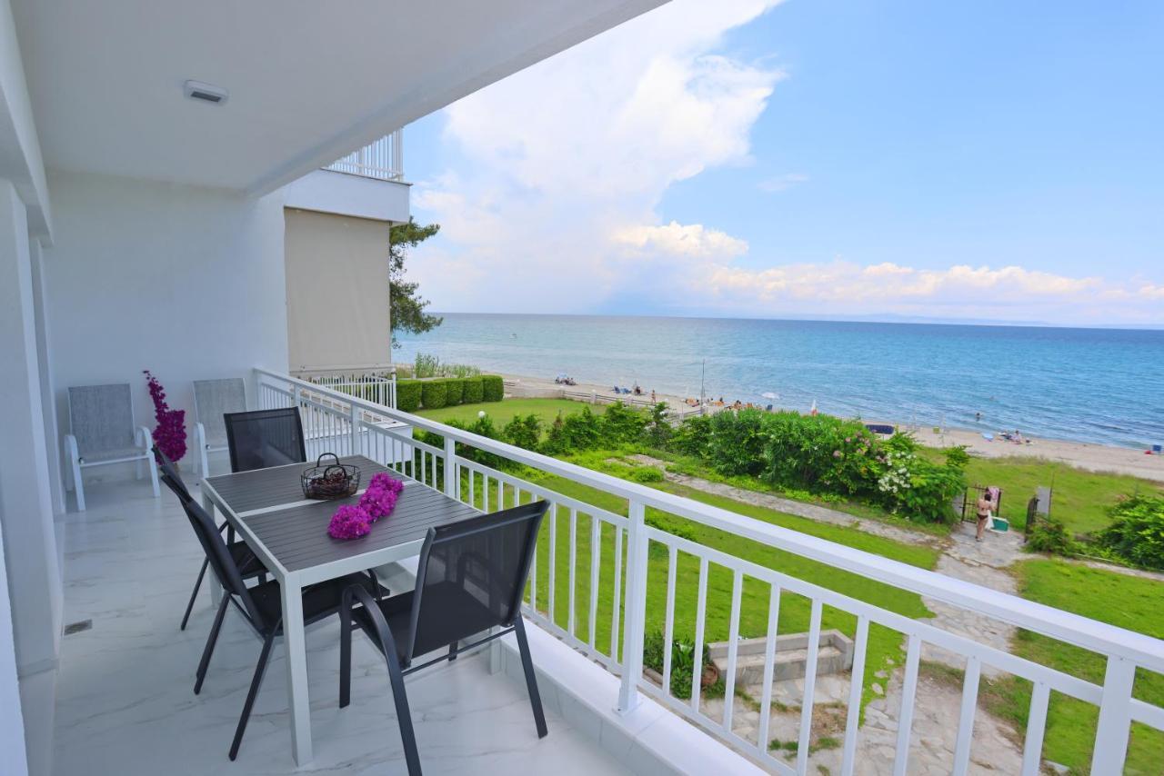 Beach Front Casa Elena Hanioti Exteriör bild